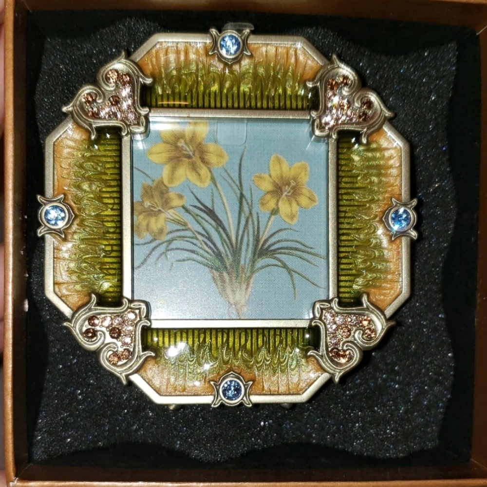 Jay Strongwater small frame.
